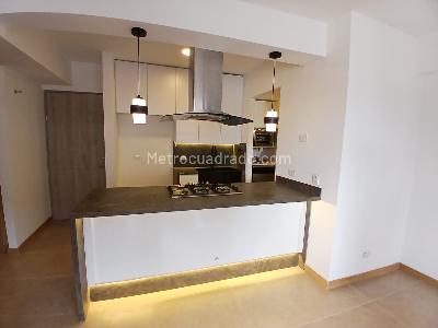 Apartamento en arriendo en Ciudad Del Rio, Medellín · foto 2 de 10