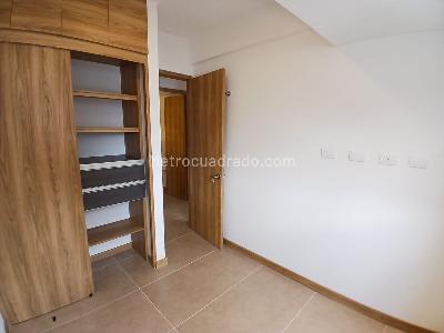 Apartamento en arriendo en Ciudad Del Rio, Medellín · foto 4 de 10