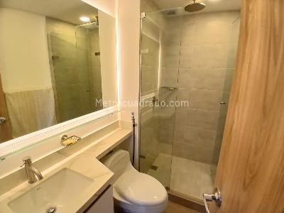 Apartamento en arriendo en Ciudad Del Rio, Medellín · foto 7 de 10
