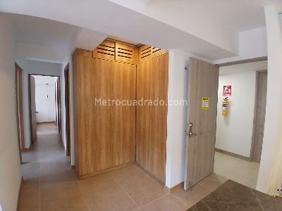 Apartamento en arriendo en Ciudad Del Rio, Medellín · foto 9 de 10