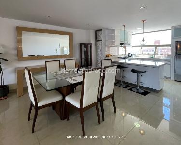 Apartamento de 3 alcobas en arriendo en Loma De Los Parra, Medellín, 135 m² · foto 3 de 10