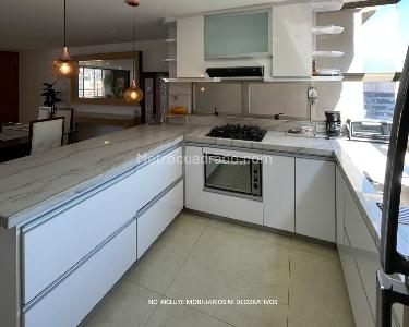 Apartamento de 3 alcobas en arriendo en Loma De Los Parra, Medellín, 135 m² · foto 6 de 10