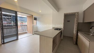Apartamento de 2 alcobas en arriendo en Ciudad Del Rio, Medellín, 72 m² · foto 7 de 12