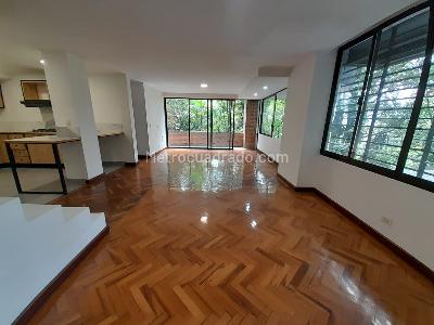 Apartamento en arriendo en El Tesoro, Medellín · foto 2 de 16