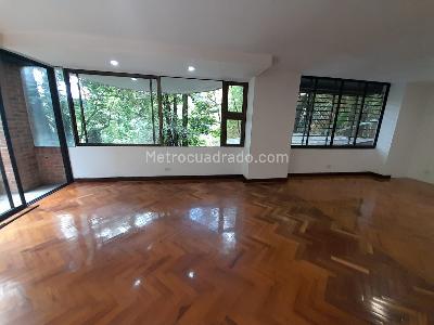 Apartamento en arriendo en El Tesoro, Medellín · foto 3 de 16