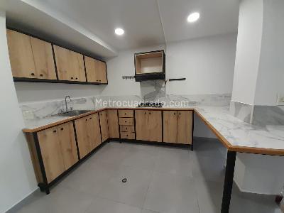 Apartamento en arriendo en El Tesoro, Medellín · foto 5 de 16
