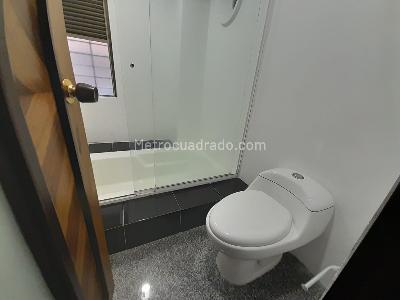 Apartamento en arriendo en El Tesoro, Medellín · foto 15 de 16