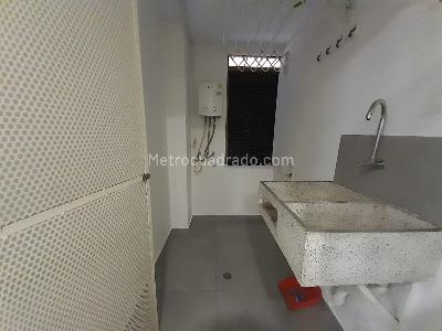 Apartamento en arriendo en El Tesoro, Medellín · foto 16 de 16