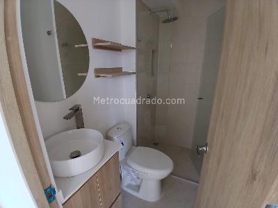 Apartamento de 2 alcobas en arriendo en Bucaros 1, Bello, 52 m² · foto 6 de 13