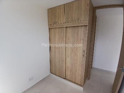 Apartamento de 2 alcobas en arriendo en Bucaros 1, Bello, 52 m² · foto 7 de 13