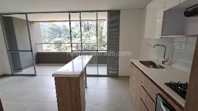 Apartamento en arriendo en Loma De San Jose, Sabaneta · foto 5 de 19