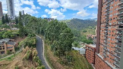 Apartamento en arriendo en Loma De San Jose, Sabaneta · foto 9 de 19