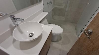 Apartamento en arriendo en Loma De San Jose, Sabaneta · foto 18 de 19