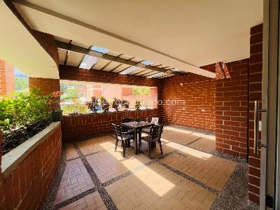 Apartamento en venta en Astorga, Medellín · foto 3 de 13