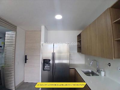 Apartamento de 1 alcoba en arriendo en Los Balsos 1, Medellín, 74 m² · foto 4 de 15