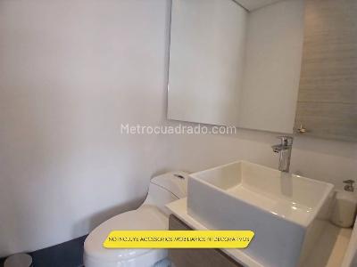 Apartamento de 1 alcoba en arriendo en Los Balsos 1, Medellín, 74 m² · foto 12 de 15