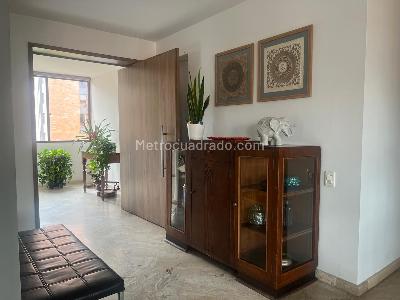Apartamento de 4 alcobas en venta en Los Balsos 1, Medellín, 270 m² · foto 10 de 18