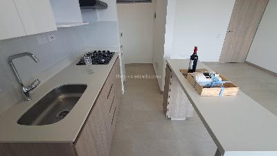 Apartamento en arriendo en Loma De San Jose, Sabaneta · foto 2 de 18