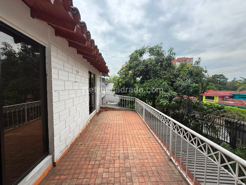 Casa en Arriendo, Los Balsos 1, Medellín