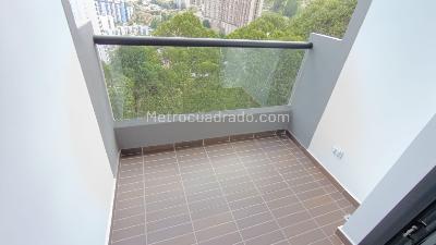 Apartamento en venta en El Poblado, Medellín · foto 11 de 15