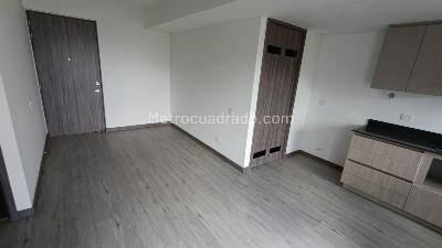 Apartamento en venta en El Poblado, Medellín · foto 2 de 15
