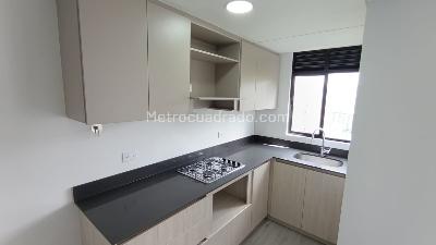 Apartamento en venta en El Poblado, Medellín · foto 6 de 15