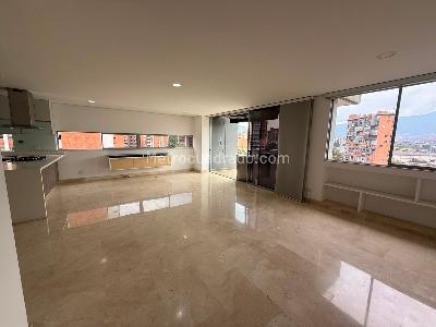 Apartamento de 1 alcoba en arriendo en Santa Maria De Los Angeles, Medellín, 100 m² · foto 2 de 9