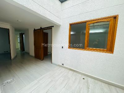 Apartamento de 3 alcobas en arriendo en Lorena, Medellín, 174 m² · foto 7 de 11