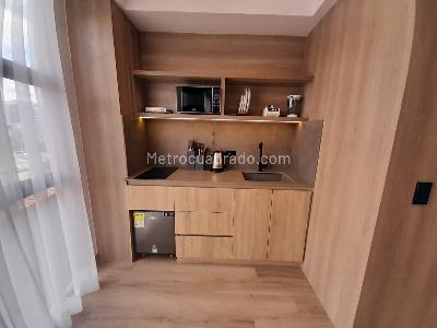 Apartamento de 1 alcoba en arriendo en Conquistadores, Medellín, 40 m² · foto 9 de 14