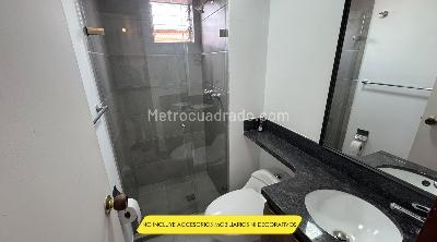 Apartamento de 3 alcobas en arriendo en Las Playas, Medellín, 86 m² · foto 3 de 12