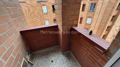 Apartamento de 3 alcobas en arriendo en Las Playas, Medellín, 86 m² · foto 11 de 12