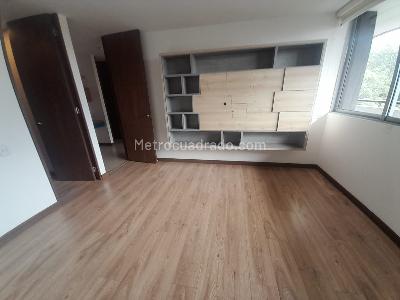 Apartamento de 2 alcobas en arriendo en El Poblado, Medellín, 89 m² · foto 8 de 16