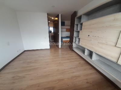 Apartamento de 2 alcobas en arriendo en El Poblado, Medellín, 89 m² · foto 9 de 16