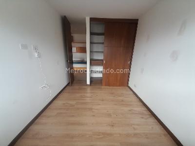 Apartamento de 2 alcobas en arriendo en El Poblado, Medellín, 89 m² · foto 11 de 16