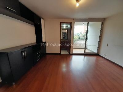 Apartamento de 3 alcobas en arriendo en Los Balsos 1, Medellín, 120 m² · foto 9 de 17
