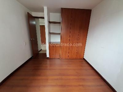 Apartamento de 3 alcobas en arriendo en Los Balsos 1, Medellín, 120 m² · foto 10 de 17