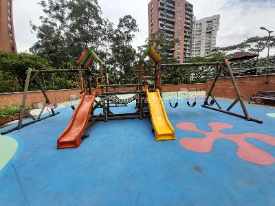 Apartamento de 3 alcobas en arriendo en Los Balsos 1, Medellín, 120 m² · foto 17 de 17