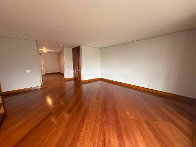 Apartamento de 2 alcobas en arriendo en Los Balsos 1, Medellín, 180 m² · foto 3 de 15