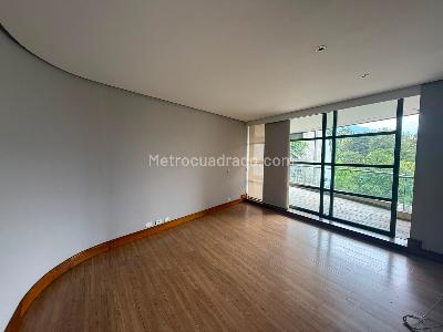 Apartamento de 2 alcobas en arriendo en Los Balsos 1, Medellín, 180 m² · foto 11 de 15