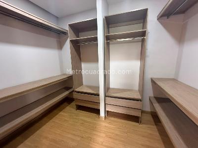 Apartamento de 2 alcobas en arriendo en Los Balsos 1, Medellín, 180 m² · foto 12 de 15