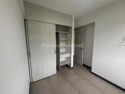 Apartamento de 3 alcobas en arriendo en Las Lomitas, Sabaneta, 92 m² · foto 9 de 12