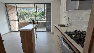 Apartamento de 3 alcobas en arriendo en Loma De San Jose, Sabaneta, 75 m² · foto 10 de 20