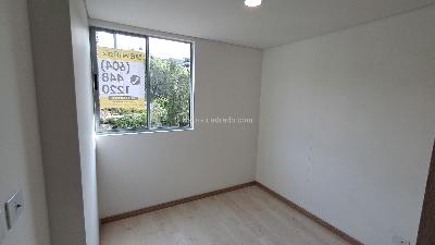 Apartamento de 3 alcobas en arriendo en Loma De San Jose, Sabaneta, 75 m² · foto 17 de 20