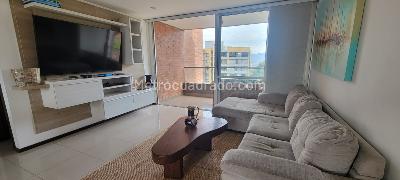 Apartamento en arriendo en Castropol, Medellín · foto 2 de 15