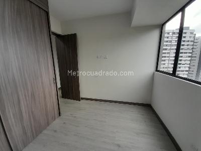Apartamento de 3 alcobas en arriendo en La Asomadera 2, Medellín, 78 m² · foto 11 de 17