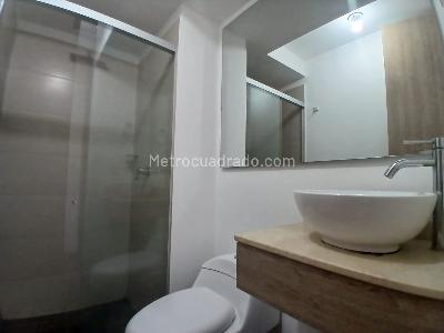 Apartamento de 3 alcobas en arriendo en Prados De Sabaneta, Sabaneta, 75 m² · foto 6 de 20