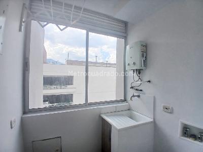 Apartamento de 3 alcobas en arriendo en Prados De Sabaneta, Sabaneta, 75 m² · foto 11 de 20
