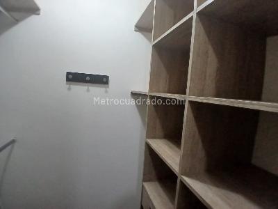 Apartamento de 3 alcobas en arriendo en Prados De Sabaneta, Sabaneta, 75 m² · foto 19 de 20