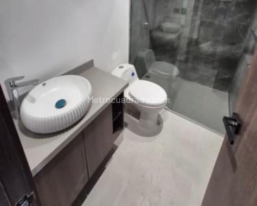 Apartamento de 3 alcobas en arriendo en Conquistadores, Medellín, 100 m² · foto 12 de 12