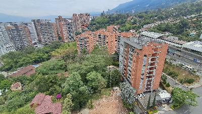 Apartamento de 2 alcobas en arriendo en Loma Del Escobero, Envigado, 81 m² · foto 5 de 17